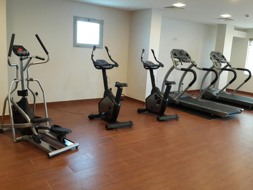 Golden Rose Luxury Suites Manama Exteriör bild