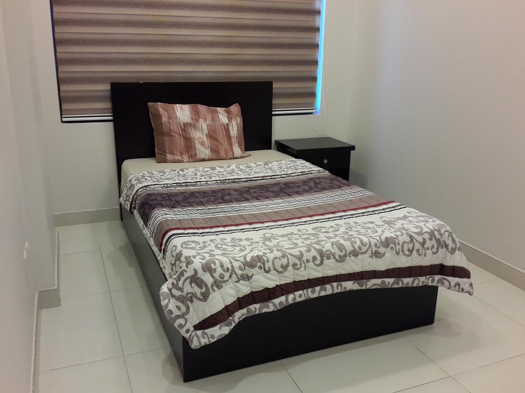 Golden Rose Luxury Suites Manama Exteriör bild