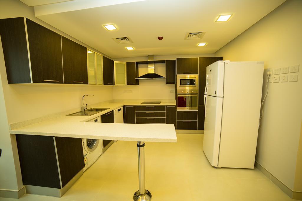 Golden Rose Luxury Suites Manama Exteriör bild